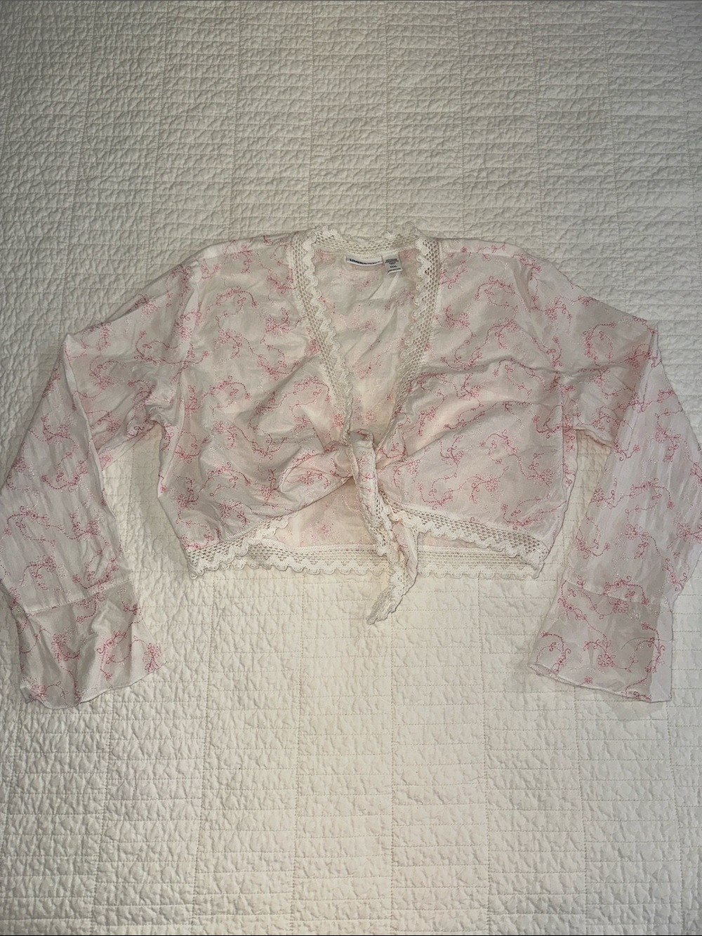 Limited Too XXL (women’s small) Y2K crop top lace Embroidered Bell Sleeve